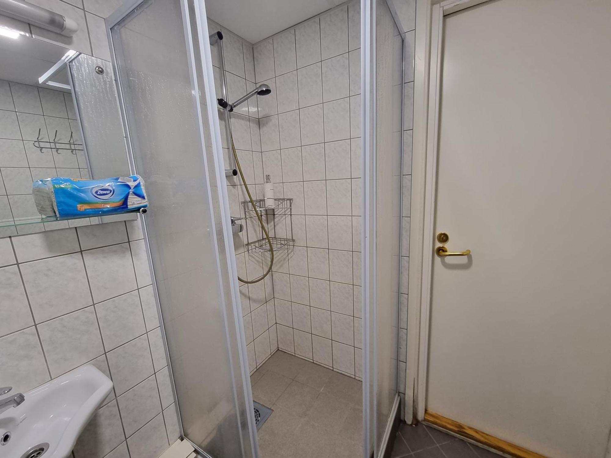 Room Near City Center Harbour Tallinn Exterior foto
